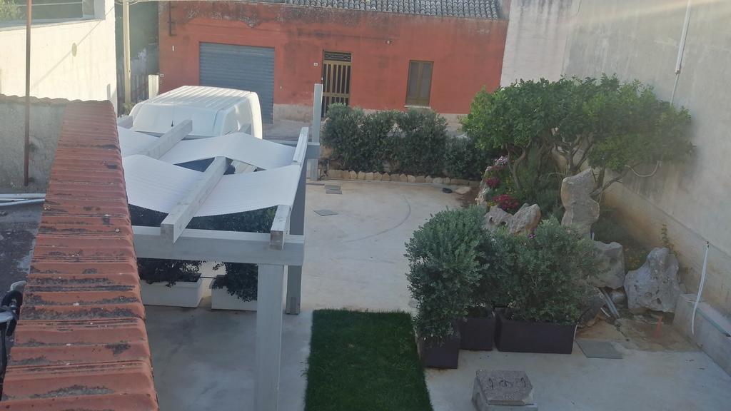 Bed and Breakfast La Casa Dei Nonni Custonaci Exterior foto
