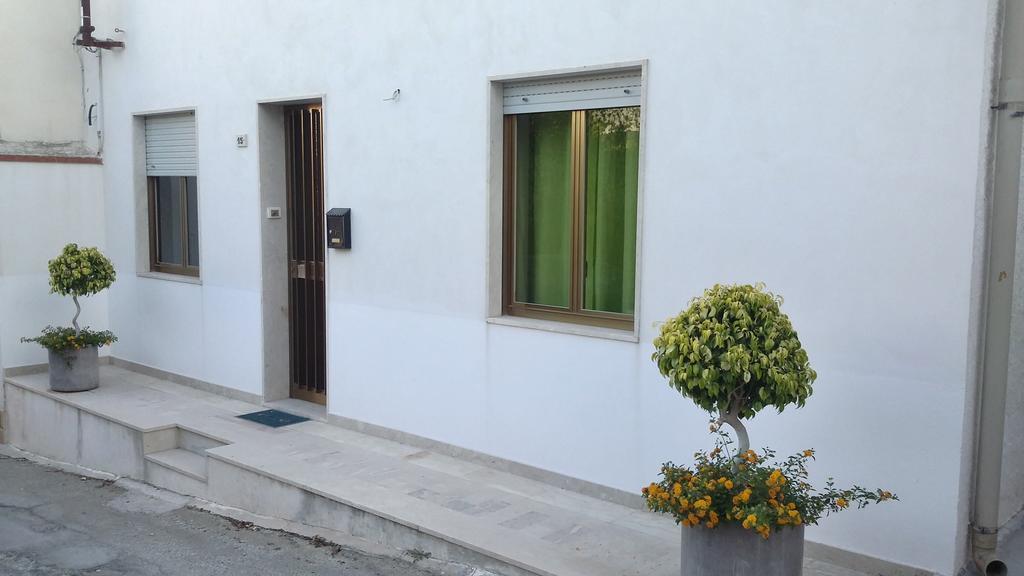 Bed and Breakfast La Casa Dei Nonni Custonaci Exterior foto
