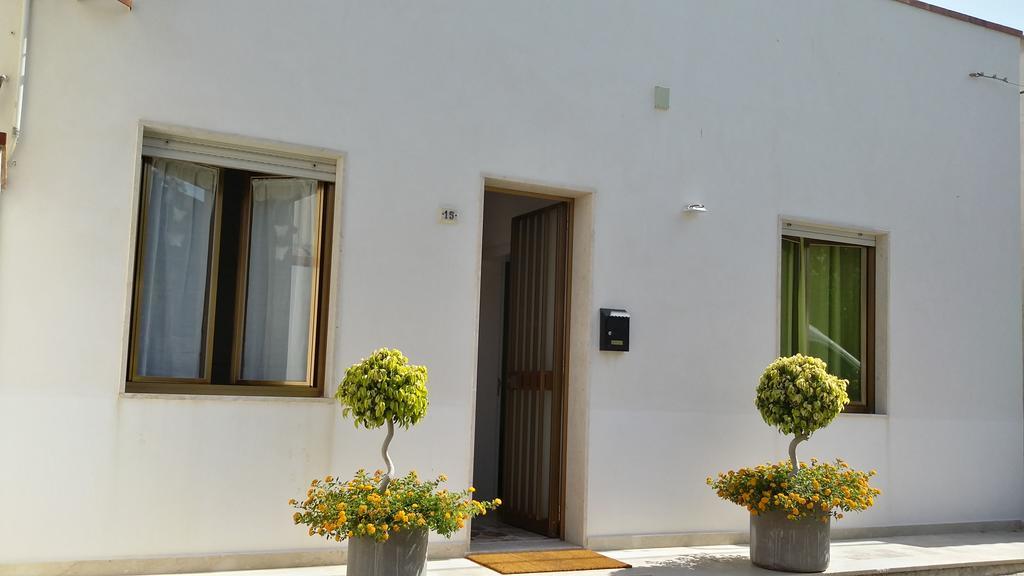 Bed and Breakfast La Casa Dei Nonni Custonaci Exterior foto